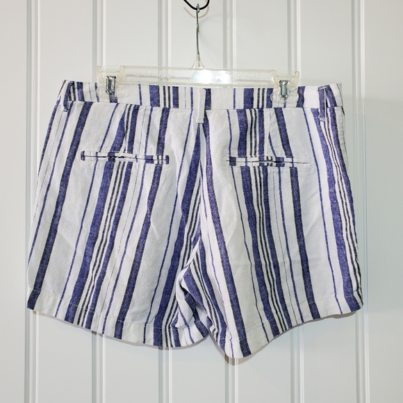 Old Navy Shorts - Picture 2 of 8